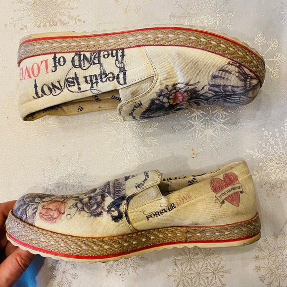 Goby Skull Day of the Dead Slip On Forever Love Canvas Shoe EU39 size 8.5 SG - Picture 3 of 7